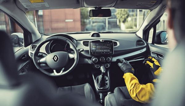 Localiser la prise diag sur votre Renault Scenic 3 : une surprise